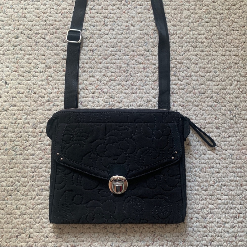 NWOT Vera Bradley black quilted shoulder crossbody bag square
